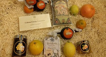 Mieszana produkty gourmet i cytrusy - Cena 87 €